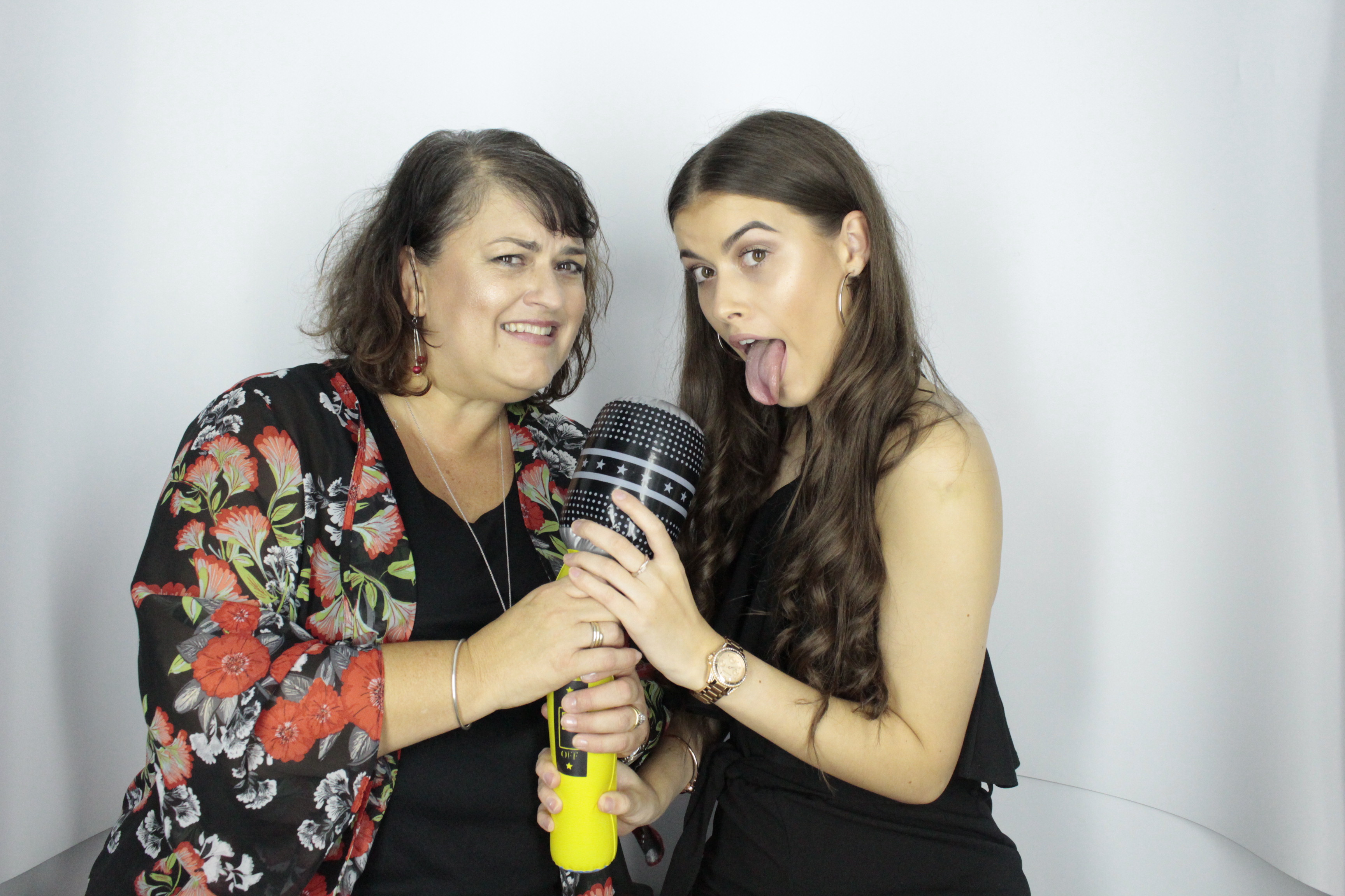 Isobel 18th Birthday Party  | View more photos from the event at gallery.myphotoboothexperience.co.uk/u/MyPhotoBoothExperienceLtd/Isobel-18th-Birthday-Party